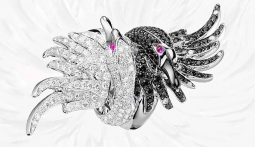 Кольцо эксклюзивное в форме лебедя в стиле модерн из белого сплава с бриллиантами. Вес - около 5 г.